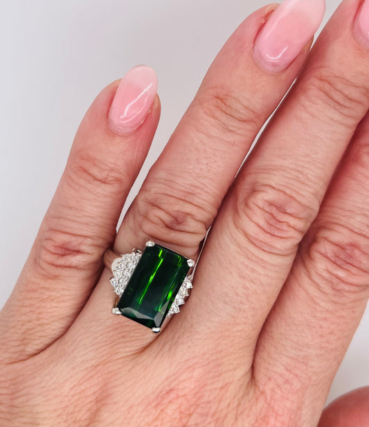 Vintage Platinum Green Tourmaline and Diamond Cocktail Ring