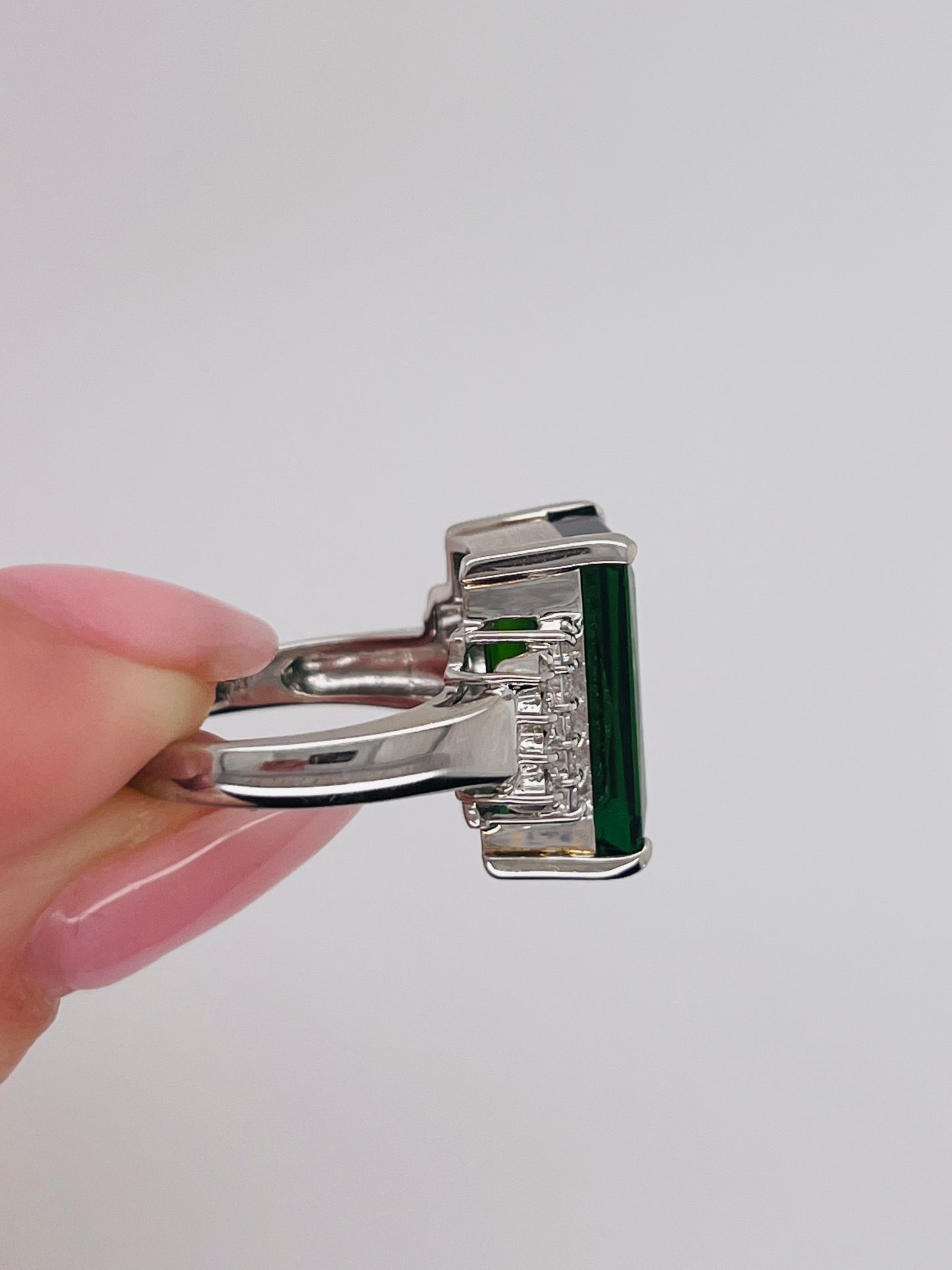 Stunning Platinum Green Tourmaline and Diamond Statement Ring