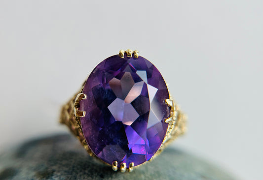 Vintage Art Deco Oval Amethyst Yellow Gold 14k
