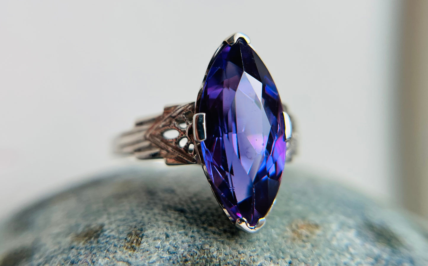 Antique Art Deco Filigree Amethyst 14k White Gold