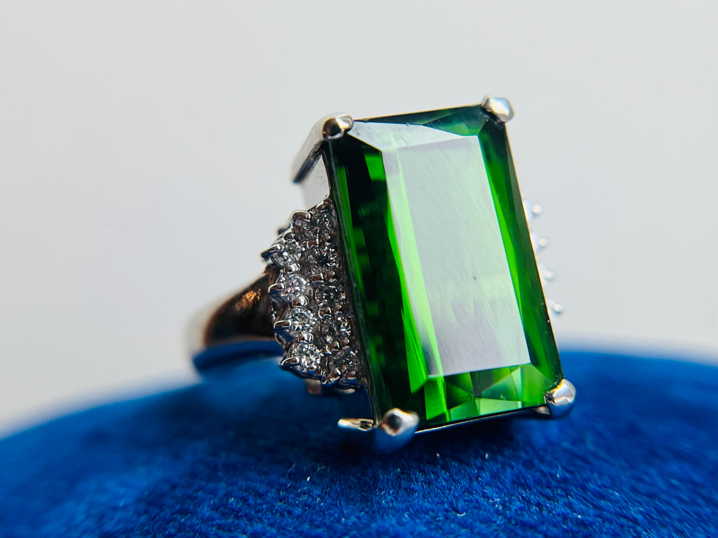Stunning Platinum Green Tourmaline and Diamond Statement Ring