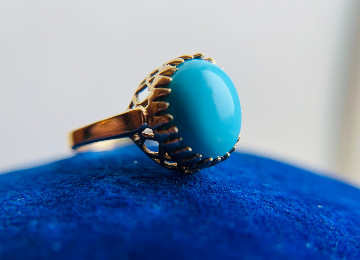 14k YG Turquoise Ring