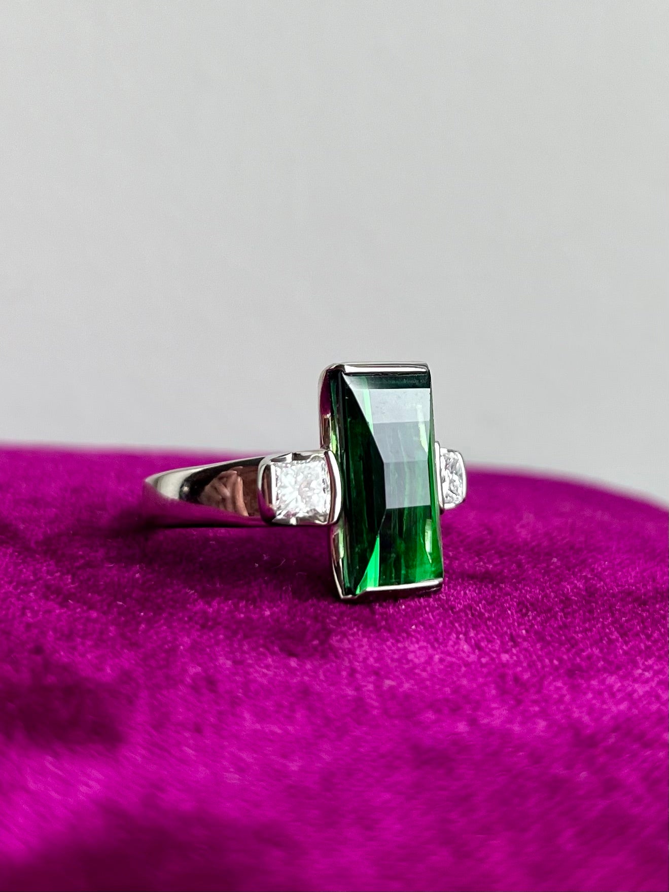 Green Tourmaline and Diamond Ring Platinum
