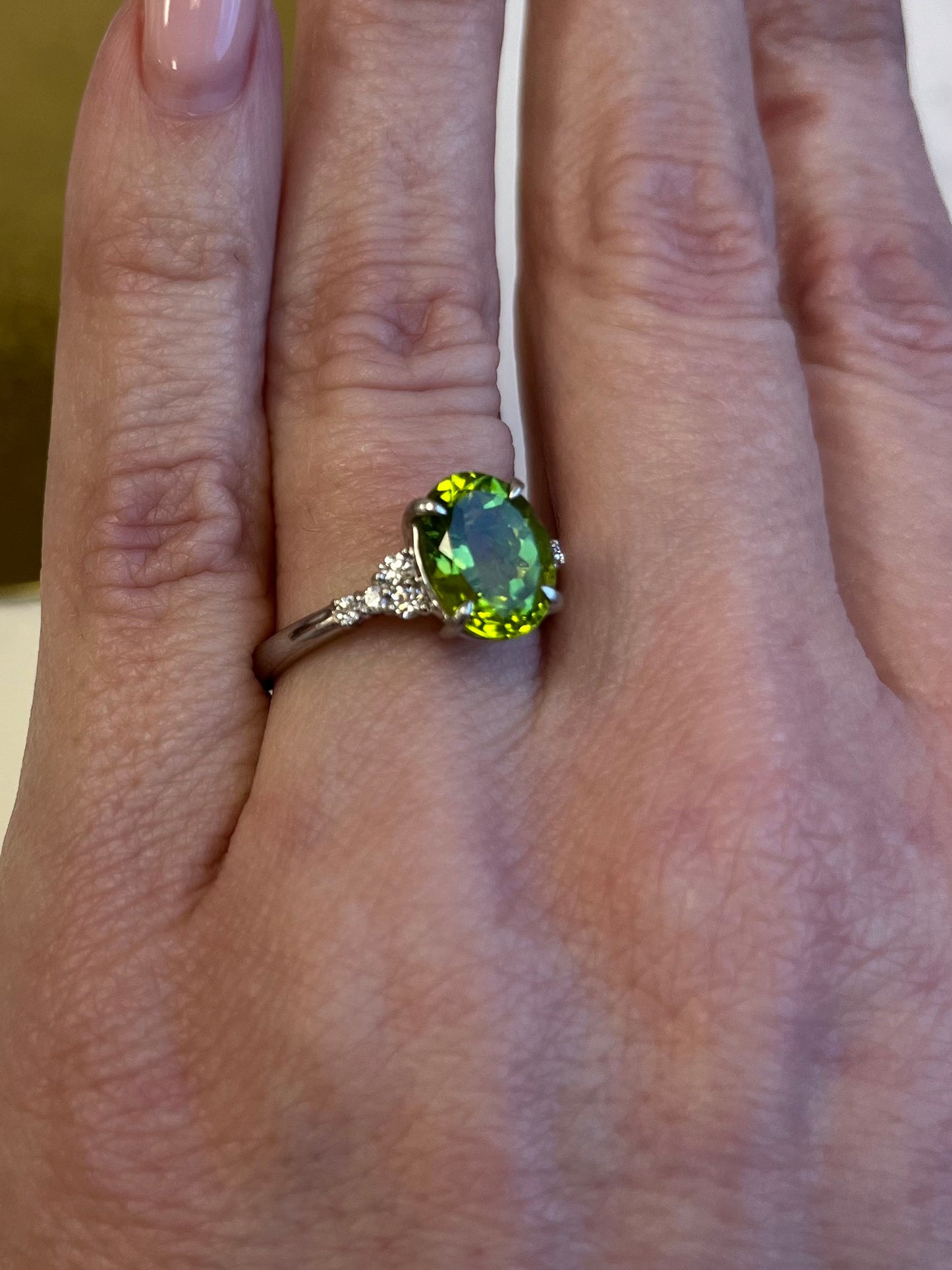 Estate Platinum Oval Peridot & DIAMOND Ring