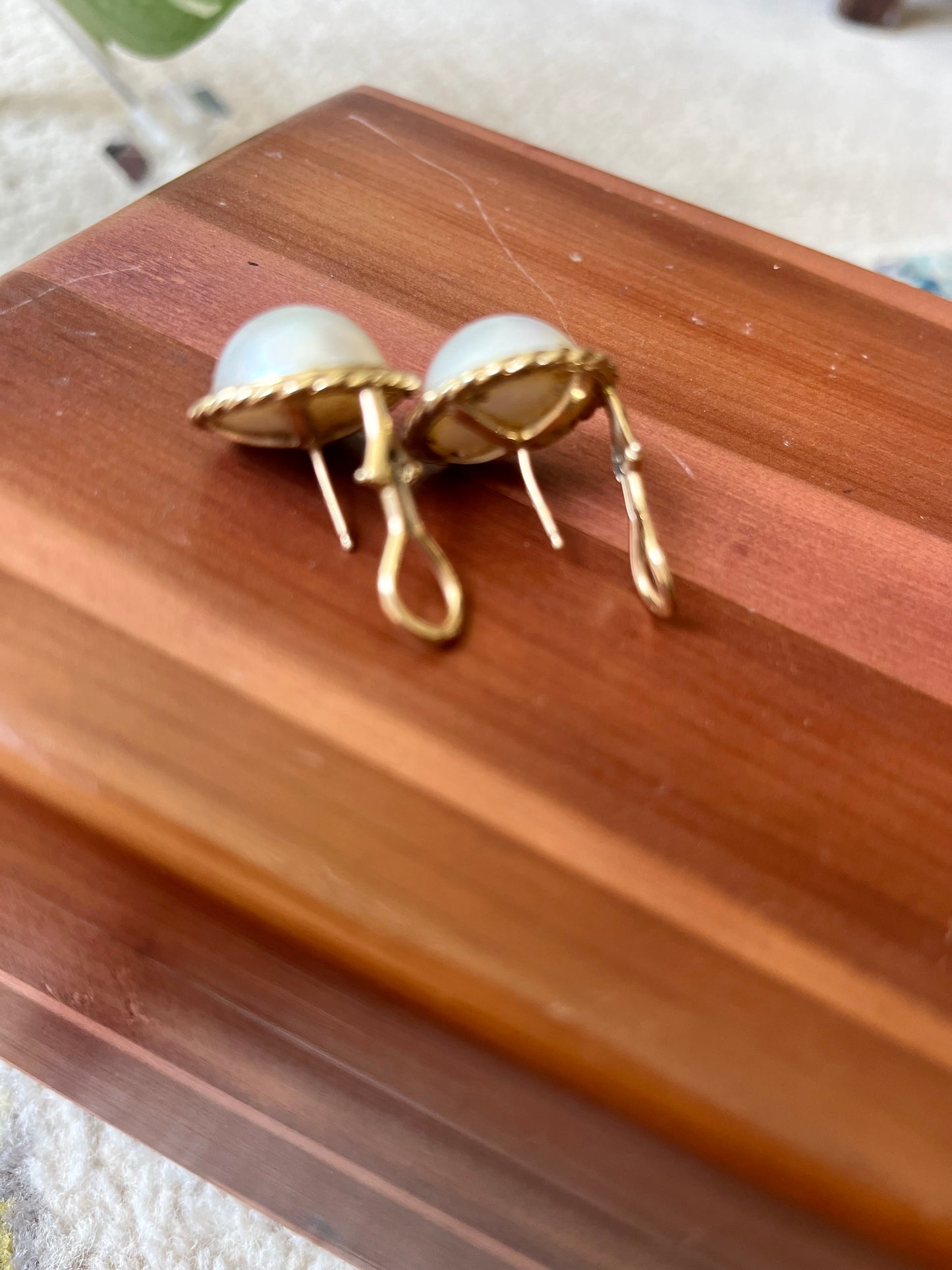14k Mabe Pearl Earrings