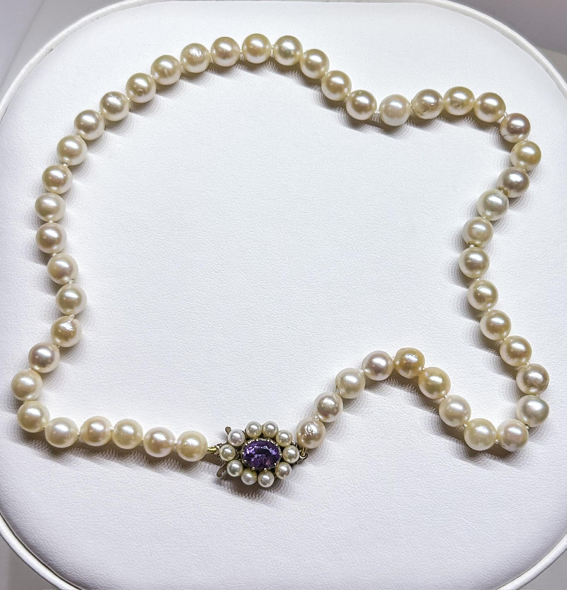 Pearl Necklace with Amethyst and Pearl Clasp