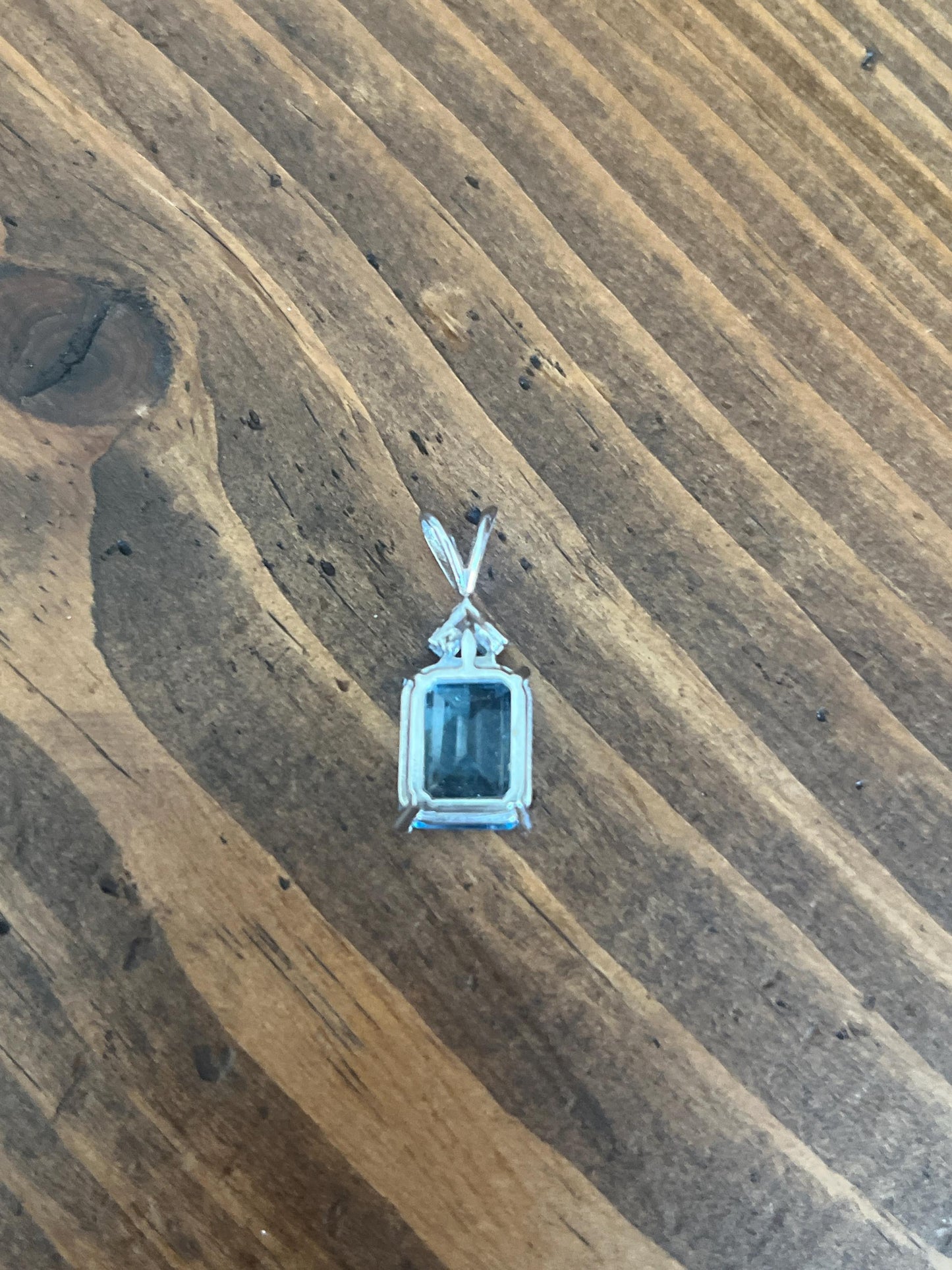 14k TOPAZ Pendant Vintage Estate
