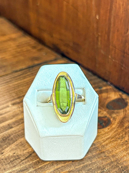 Vintage Yellow Gold Moval Peridot 14K Ring