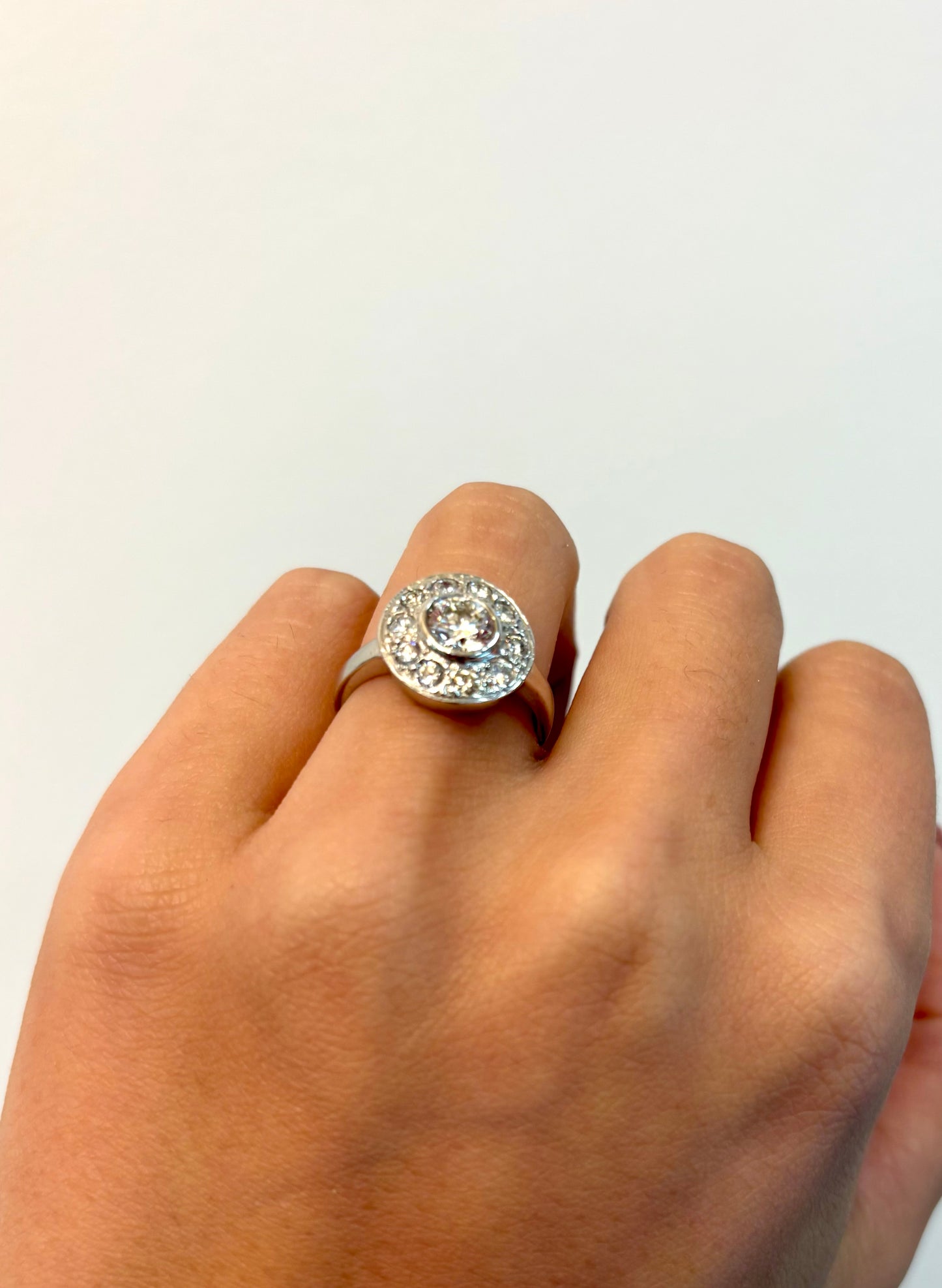 Vintage 14K 1.6ct Diamond Round Cluster Ring