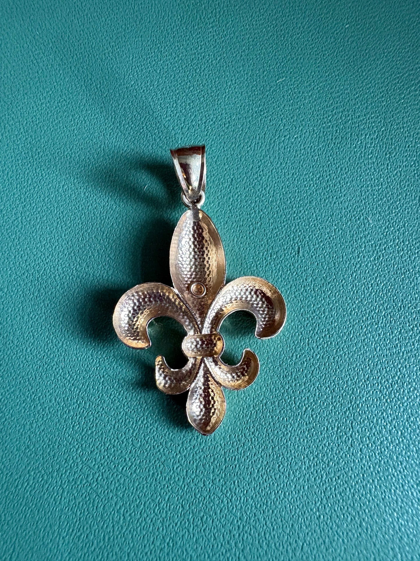 sterling silver fleur de lis pendant