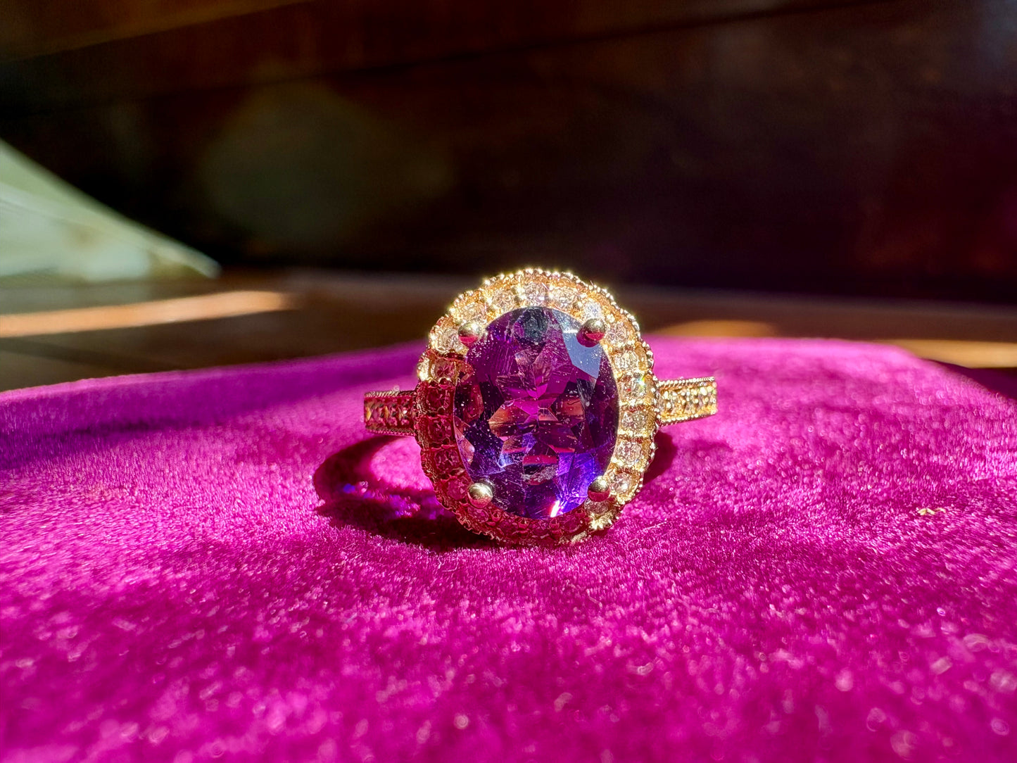 Elegant 14K Gold Oval Amethyst & Diamond Halo Ring