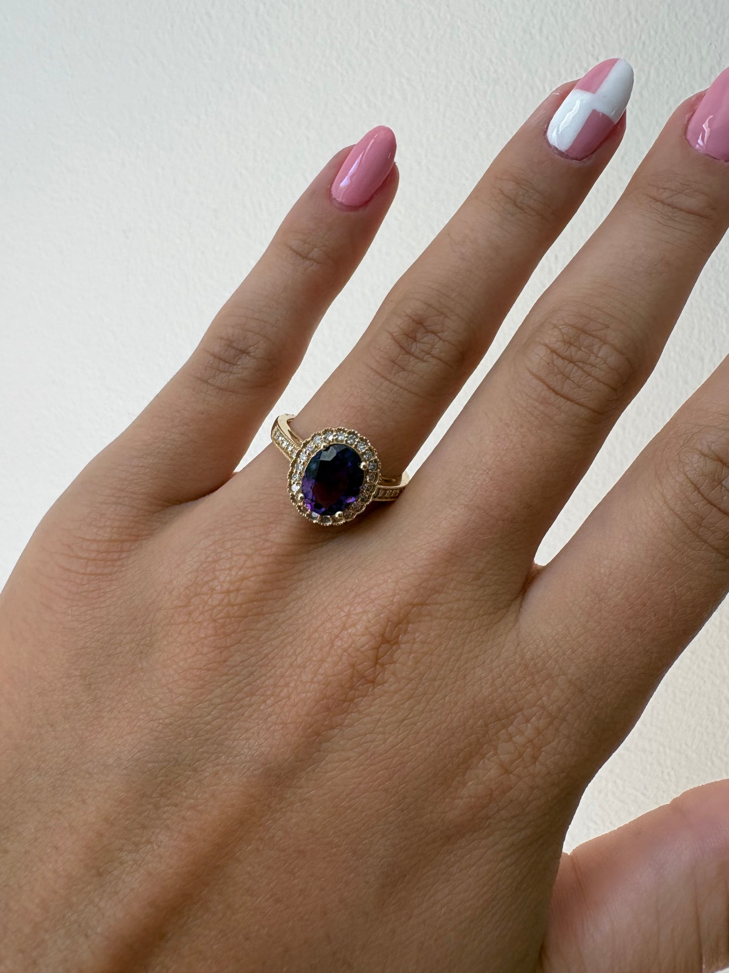 Elegant 14K Gold Oval Amethyst & Diamond Halo Ring