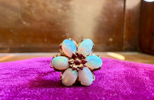 Vintage 10K Gold Opal Flower Ring