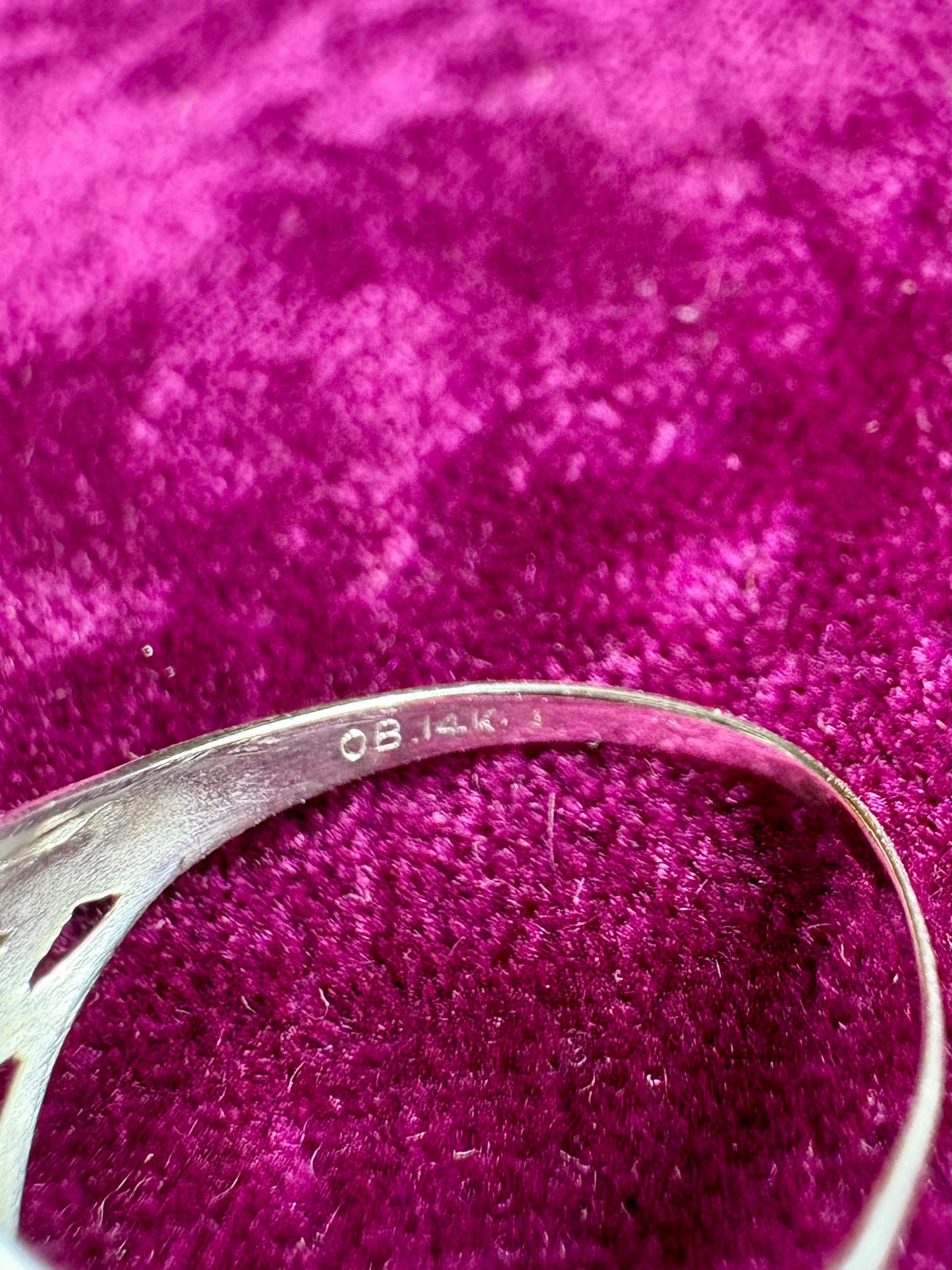 Vintage Art Deco 14K White Gold Marquise Amethyst Ring