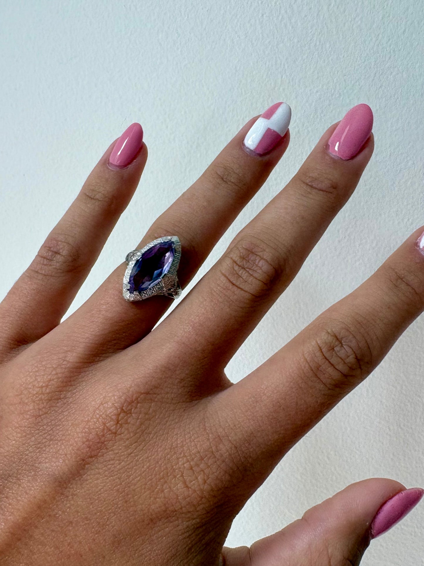 Vintage Art Deco 14K White Gold Marquise Amethyst Ring