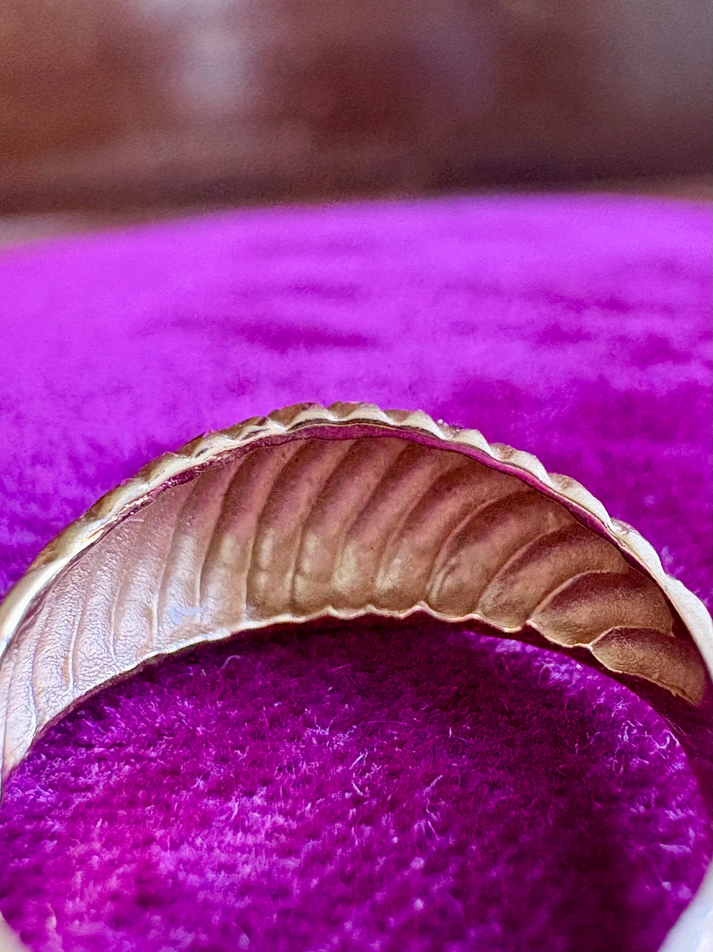 Classic 14K Yellow Gold Textured Ribbed Band Ring