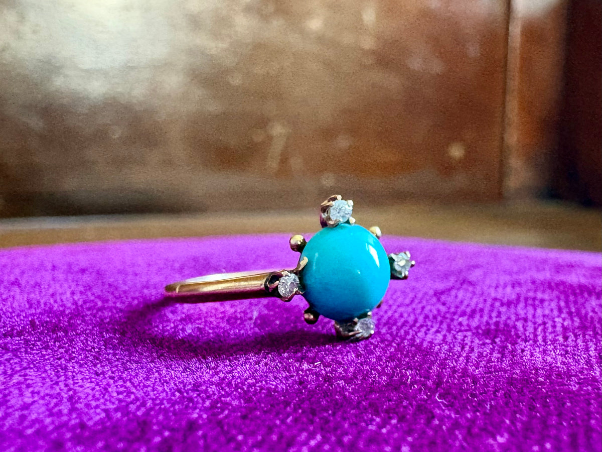 14K Yellow Gold Turquoise & Diamond Ring