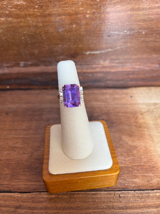 Art Deco Amethyst and Diamond Ring