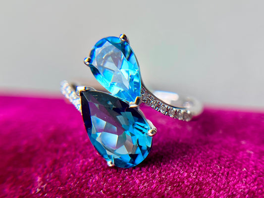 Toi Et Moi Pear Topaz Ring