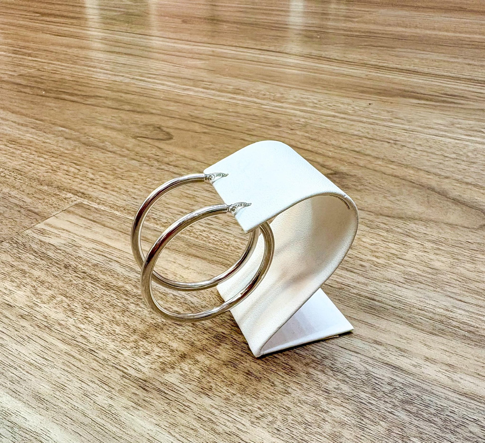 14K White Gold Hoop Earrings