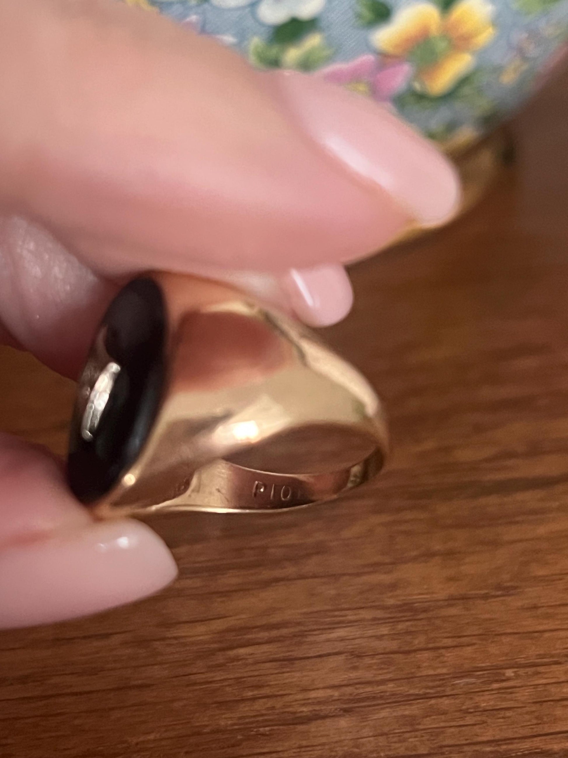 Vintage Onyx and DIAMOND Chip 10K Ring Unisex Mourning Moody