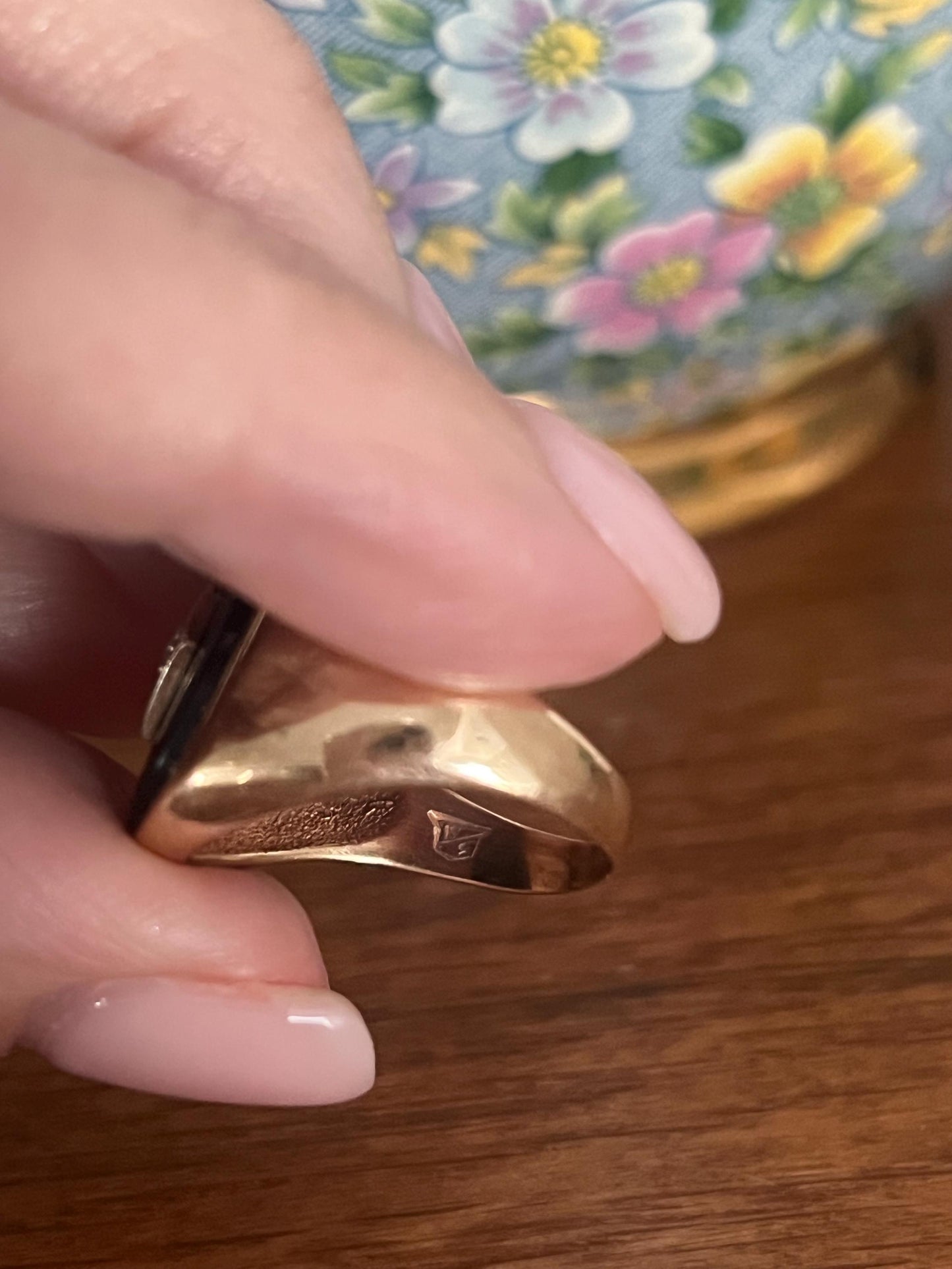 Vintage Onyx and DIAMOND Chip 10K Ring Unisex Mourning Moody