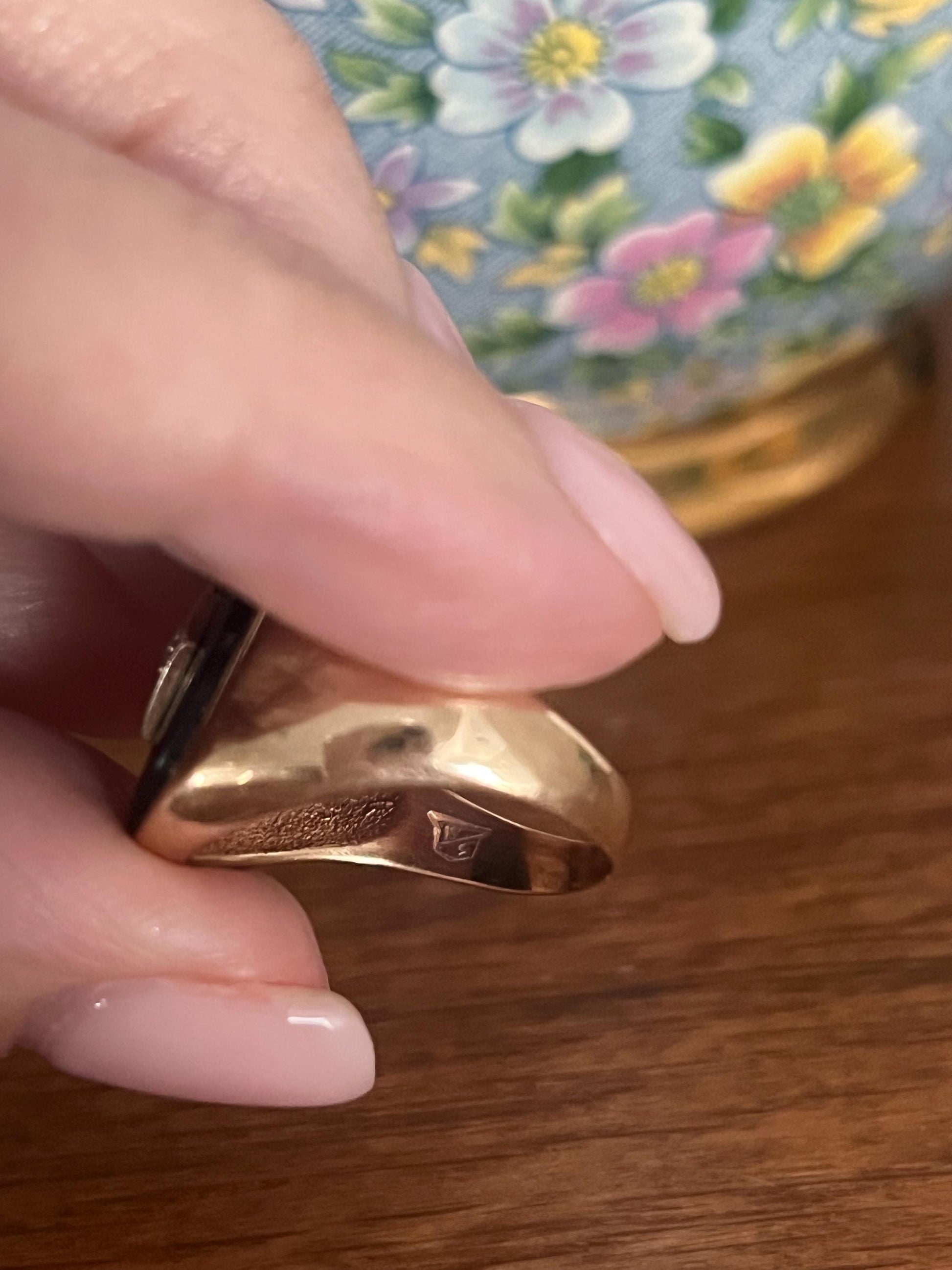 Vintage Onyx and DIAMOND Chip 10K Ring Unisex Mourning Moody