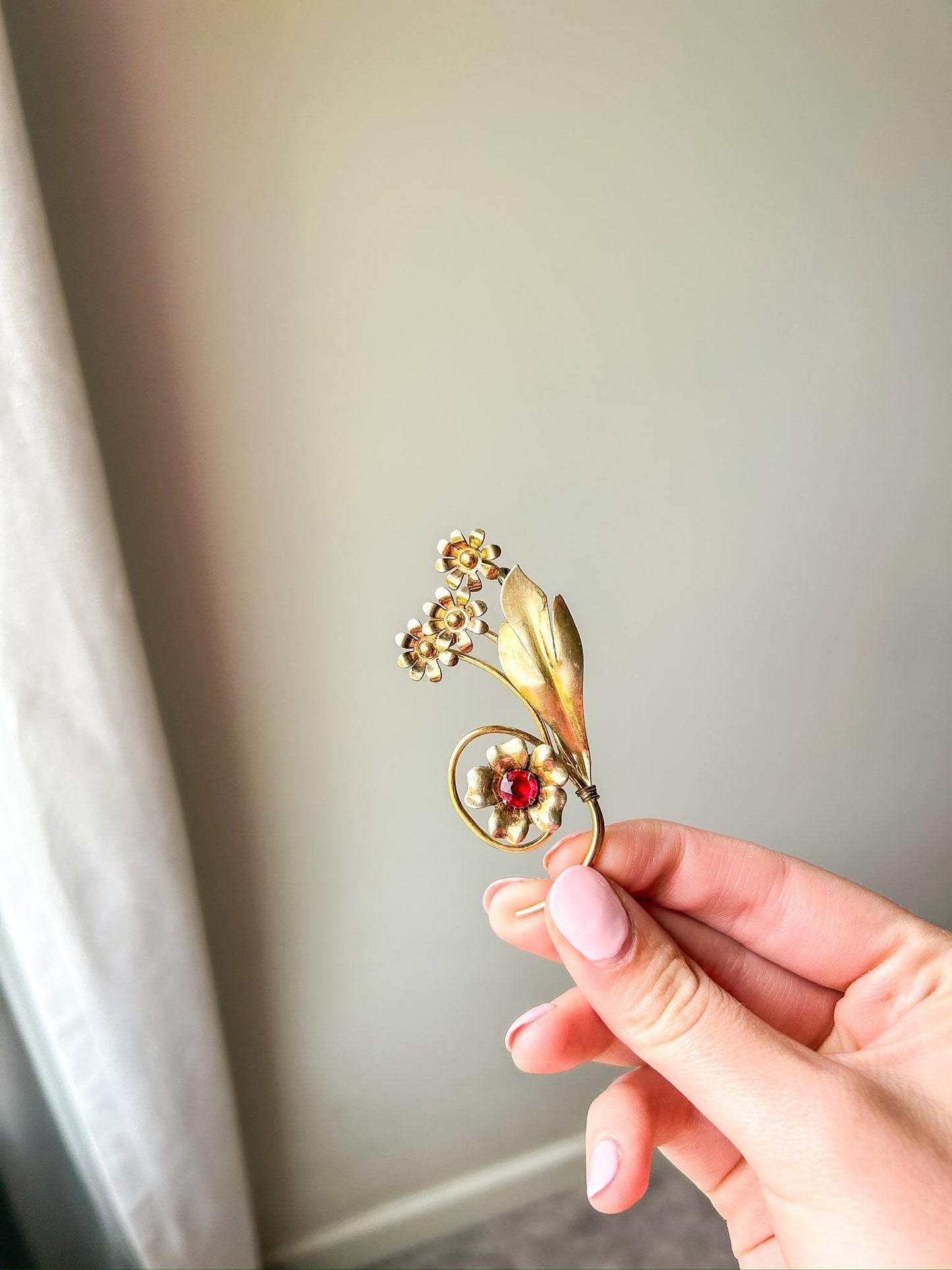 Vintage Floral Gold Filled 1/20 12K Brooch with Red Stone Van Dell